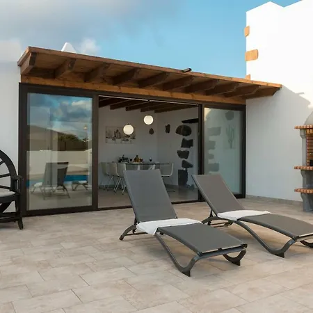 Casa Valeria * ティナホ