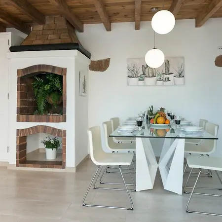 Casa Valeria * ティナホ